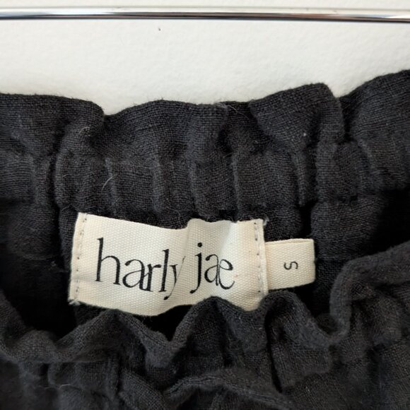 Harly Jae Girlie Skirt (size small) - Picture 2 of 3